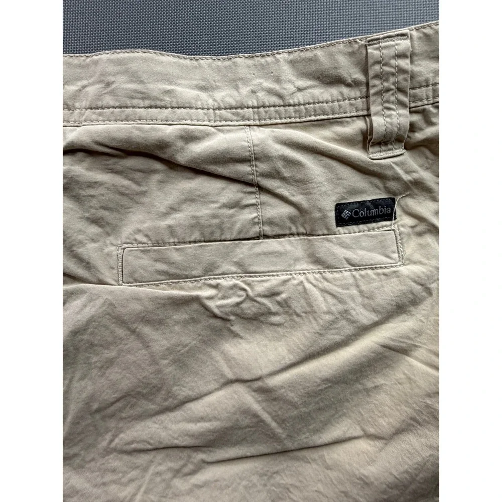 Columbia Shorts Mens Tan‎ Khaki Cotton Blend Outdoor Casual 32